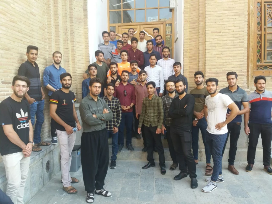 به همت امور فرهنگی و اجتماعی پردیس شهید مدرس برگزار شد؛

یک روز شاد با دانشجویان ترم تابستانی در خانه کرد و پارک تفریحی کوه آبیدر سنندج 11