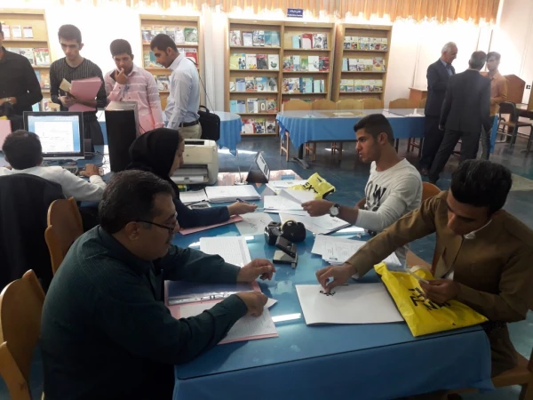 درراستای ثبت نام دانشجویان جدید الورود

بازدید مسئولین دانشگاه از روند و چگونگی مراحل ثبت نام دانشجویان جدیدالورود (به روایت تصویر ) 2