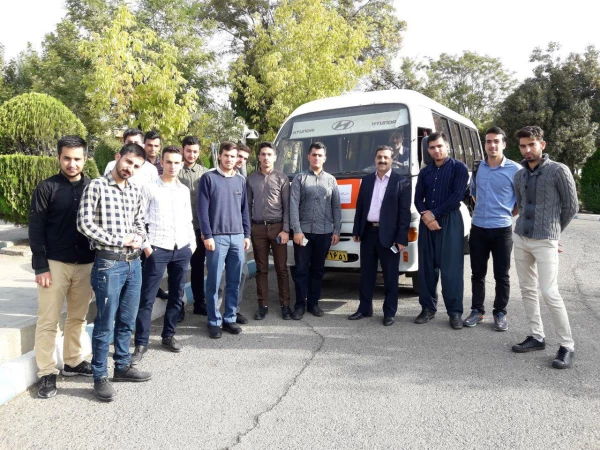 به همت کانون نویسندگی پردیس شهید مدرس برگزار شد؛

حضور دانشجویان، اساتید و همکاران دانشگاه فرهنگیان پردیس شهید مدرس کردستان  10