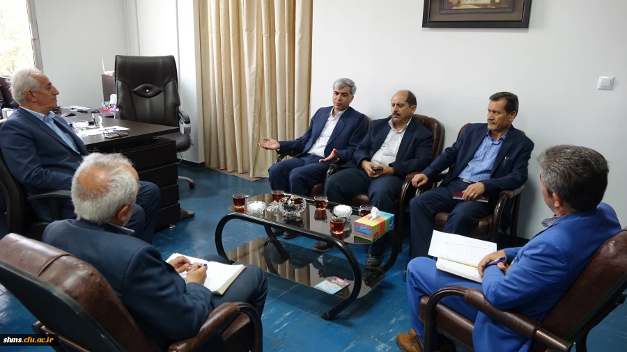 در راستای افزایش ارائه خدمات رفاهی؛

دیدار دکتر معروفی با مدیرکل بانک ملی استان کردستان 3