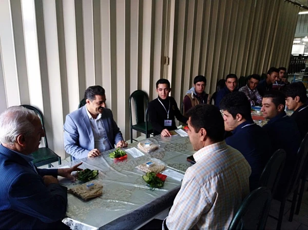 دبیران کانون های سلامت و ایرانگردی شهید مدرس سنندج

از تلاش های دکتر یحیی معروفی  مدیریت امور پردیس های کردستان تجلیل نمودند 2