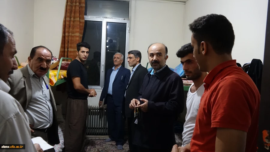 بازدید سر زده دکتر معروفی از سراهای دانشجویی پردیس شهید مدرس  7