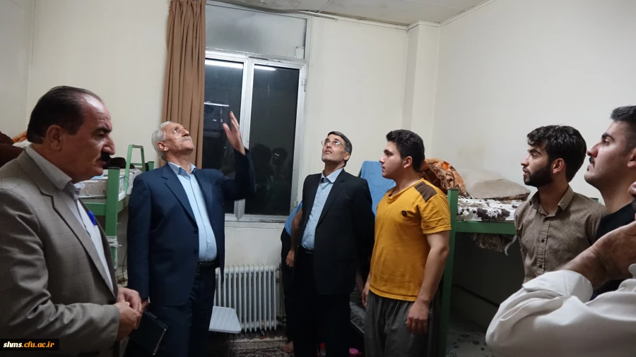 بازدید سر زده دکتر معروفی از سراهای دانشجویی پردیس شهید مدرس  6