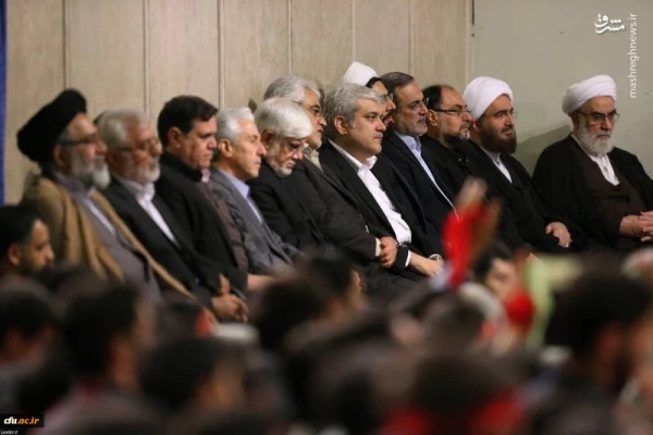 رهبر معظم انقلاب اسلامی در دیدار هزاران نفر از دانش آموزان و دانشجویان:

نشانه های آشکارِ افول قدرت آمریکا؛ ایران قوی و پیشرفته تر شده است 3