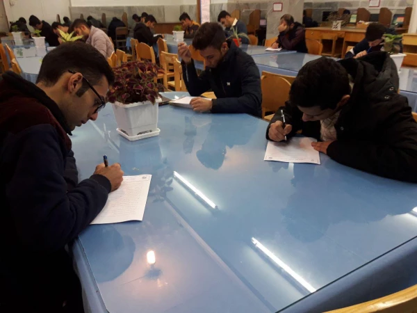 در کتابخانه پردیس شهید مدرس کردستان برگزار شد؛

مسابقه کتابخوانی بمناسبت نکوداشت هفته پدافند غیر عامل 4