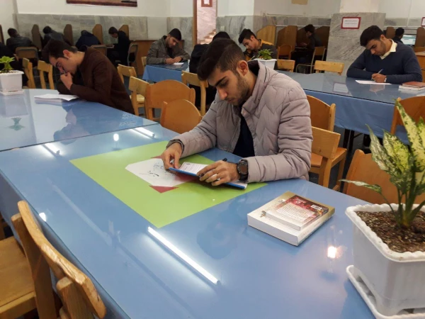 در کتابخانه پردیس شهید مدرس کردستان برگزار شد؛

مسابقه کتابخوانی بمناسبت نکوداشت هفته پدافند غیر عامل 8