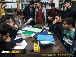 به مناسبت هفته کتاب برگزارشد

دکتر رشید احمد رش همراه با دانشجویان کلاسی از کتابخانه پردیس بازدید نمود 7