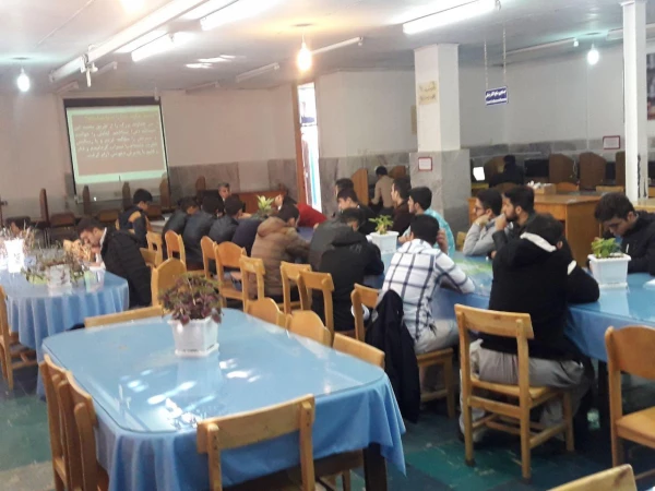 پنجمین جلسه کتابخوان به مناسبت هفته کتاب برگزار شد 5