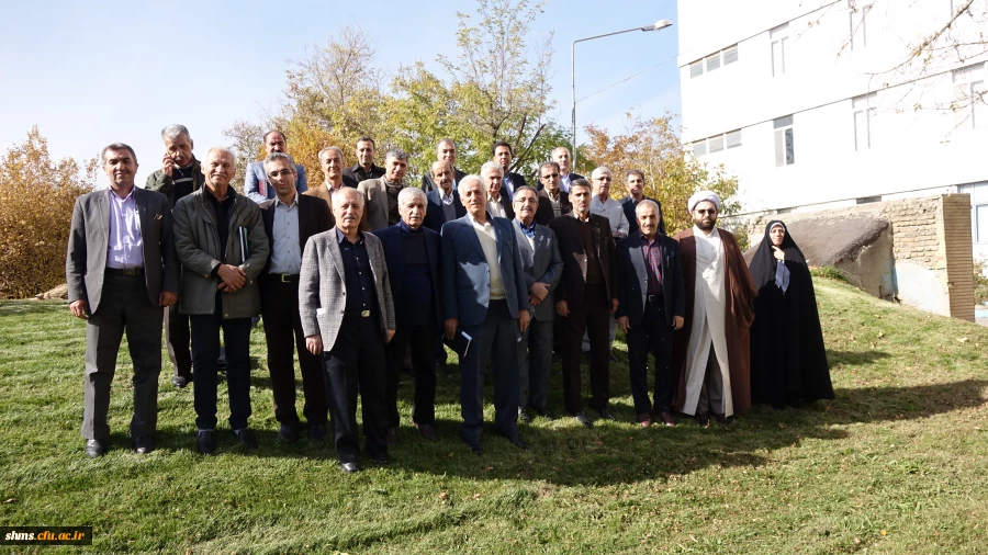 در راستای برنامه های نکو داشت یکصدمین سالگرد تربیت معلم برگزار شد:

نشست هم اندیشd با پیشکسوتان تربیت معلم استان کردستان 16