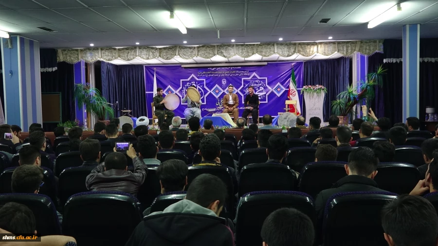 در پردیس شهید مدرس برگزار ش؛

برگزاری مراسم مولودی خوانی بمناسبت آغاز هفته وحدت 9