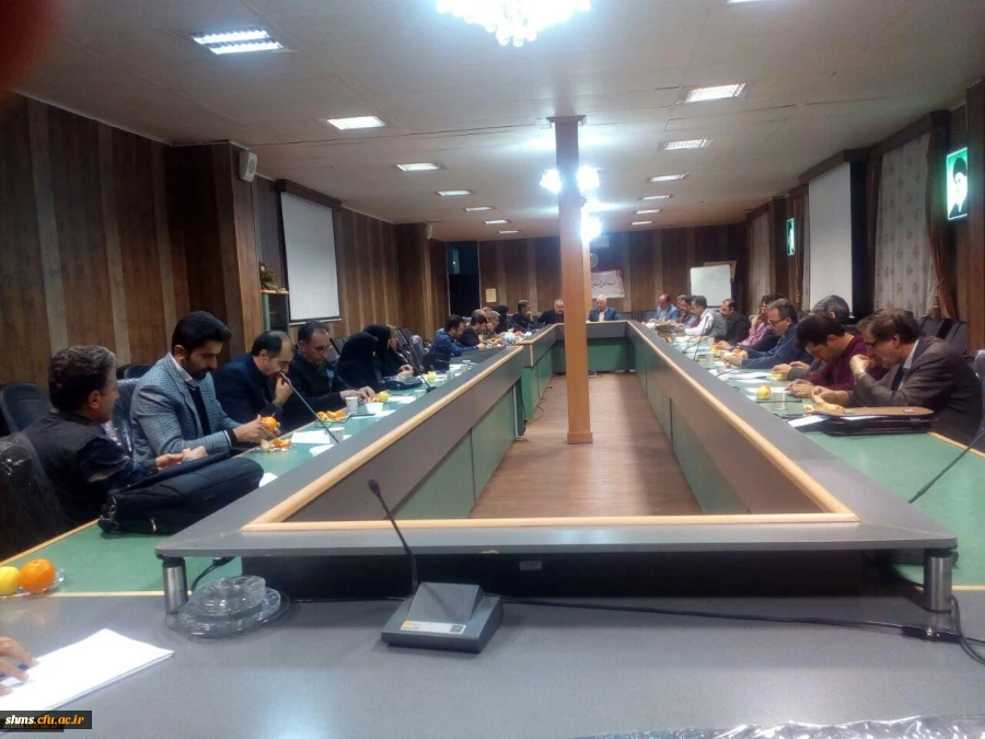 نشستی صمیمانه بامدیران گروه های آموزشی و اساتید دانشگاه فرهنگیان کردستان؛

در خصوص بررسی مسائل و پیشنهادات در حوزه آموزش 6