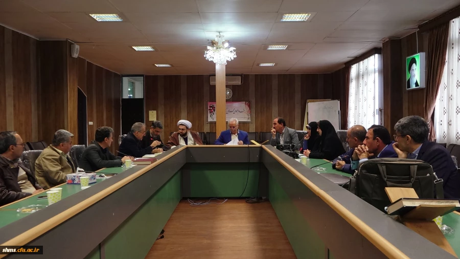 در سالن جلسات پردیس شهید مدرس برگزار شد:

انتخابات مدیران گروه های آموزشی پردیس های دانشگاه فرهنگیان استان کردستان 5