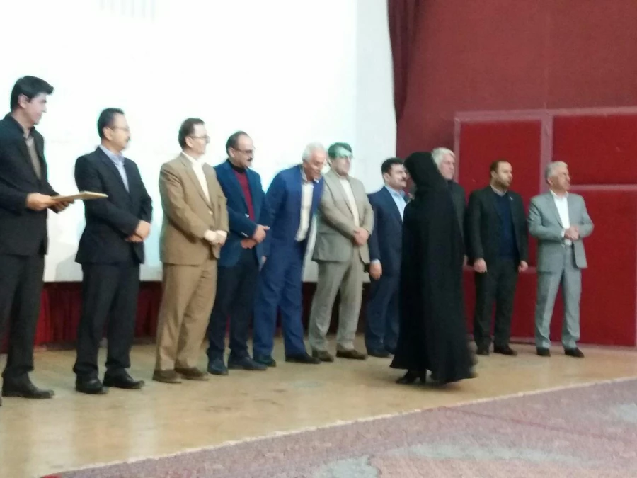 تجلیل از دکتر معروفی  به عنوان پژوهشگر برتر دانشگاه فرهنگیان استان کردستان 6