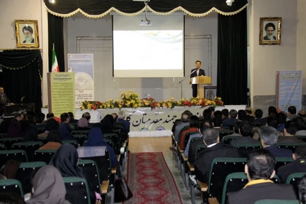 در مراسم استانی هفته پژوهش اداره کل آموزش و پرورش انجام شد؛

تجلیل از 5 نفر از دانشجو معلمان پژوهشگر دانشگاه فرهنگیان استان کردستان  3