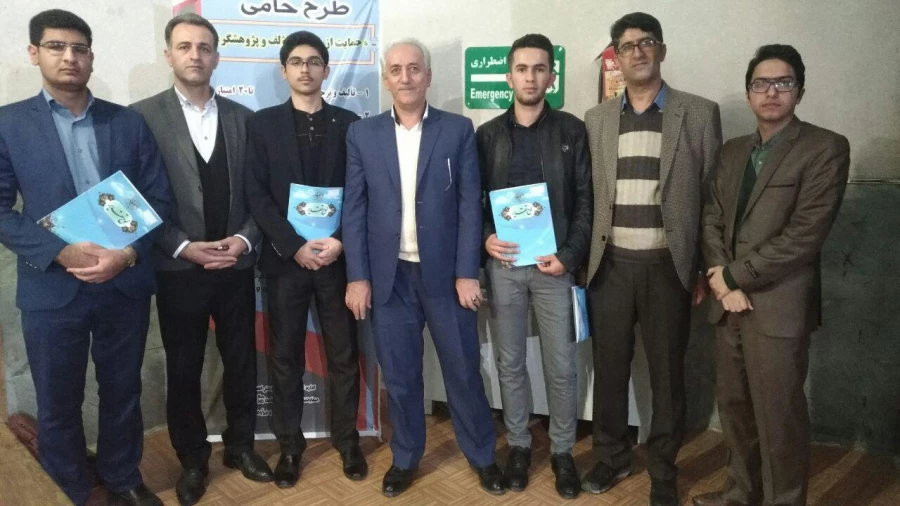 در مراسم استانی هفته پژوهش اداره کل آموزش و پرورش انجام شد؛

تجلیل از 5 نفر از دانشجو معلمان پژوهشگر دانشگاه فرهنگیان استان کردستان 3