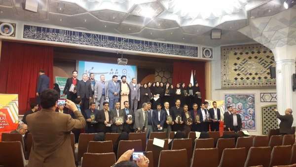 در مراسم کشوری هفته پژوهش تجلیل شد؛

کسب عنوان اول کشور در برگزاری نشست ها و سخنرانی های علمی(پژآهنگ) توسط استان کردستان 2