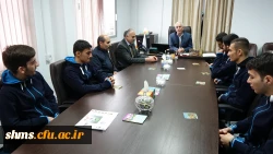 در مدیریت استانی دانشگاه فرهنگیان کردستان برگزار شد؛ 

دیدار تیم دانشجو معلمان اعزامی به دومین جشنواره کشوری ورزش های همگانی  با دکتر معروفی 
 6