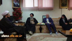 در محل دفتر نماینده ولی فقیه در استان انجام شد؛

دیدار جمعی از مسئولین دانشگاه فرهنگیان کردستان به مناسبت چهلمین سالگرد پیروزی انقلاب با نماینده ولی فقیه در استان کردستان 5