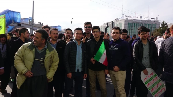 در چهلمین سالگرد پیروزی انقلاب شکوهمند اسلامی ؛

خروش انقلابی دانشگاه فرهنگیان کردستان در راهپیمایی یوم الله 22 بهمن 1397

 4