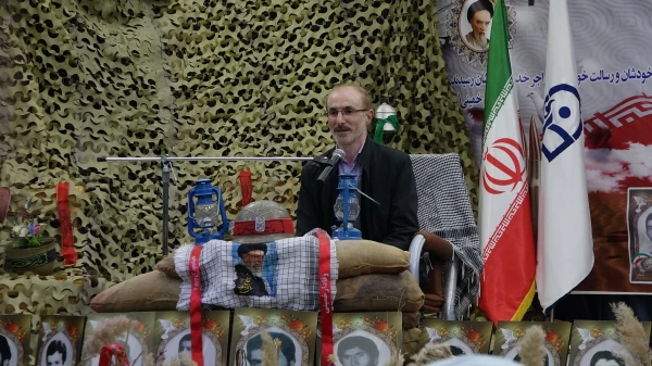 به روایت تصویر؛

یادواره 23 شهید دانشگاه فرهنگیان کردستان  14