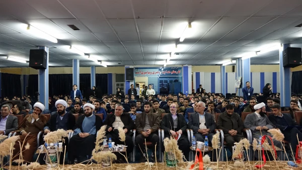 به روایت تصویر؛

یادواره 23 شهید دانشگاه فرهنگیان کردستان  10