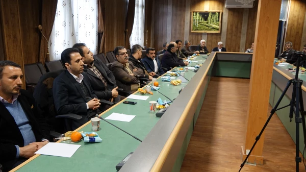 به روایت تصویر؛

آخرین جلسه سال 1397 در دانشگاه فرهنگیان کردستان 8