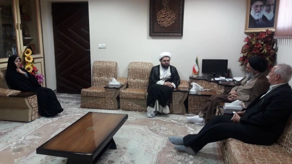 در محل دفتر حضرت آیت الله حسینی شاهرودی انجام شد ؛

دیدار دکتر معروفی با نماینده ولی فقیه در استان کردستان 3