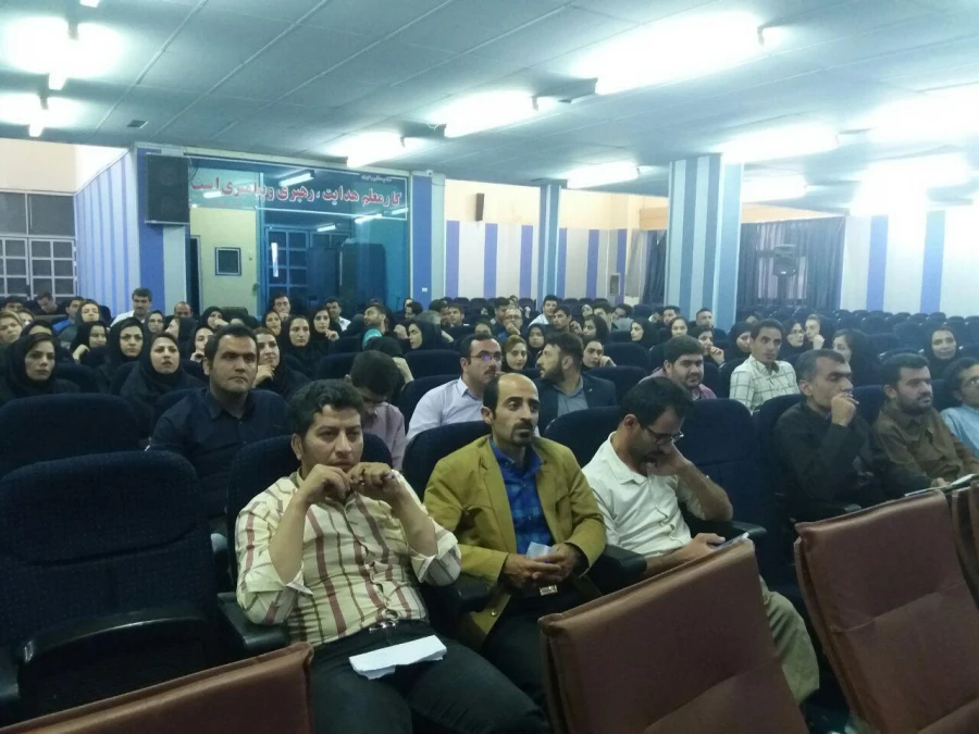 جلسه توجیهی دوره های حضوری فرهنگی  وغیرحضوری مهارت آموزان ورودی۹۷ 3