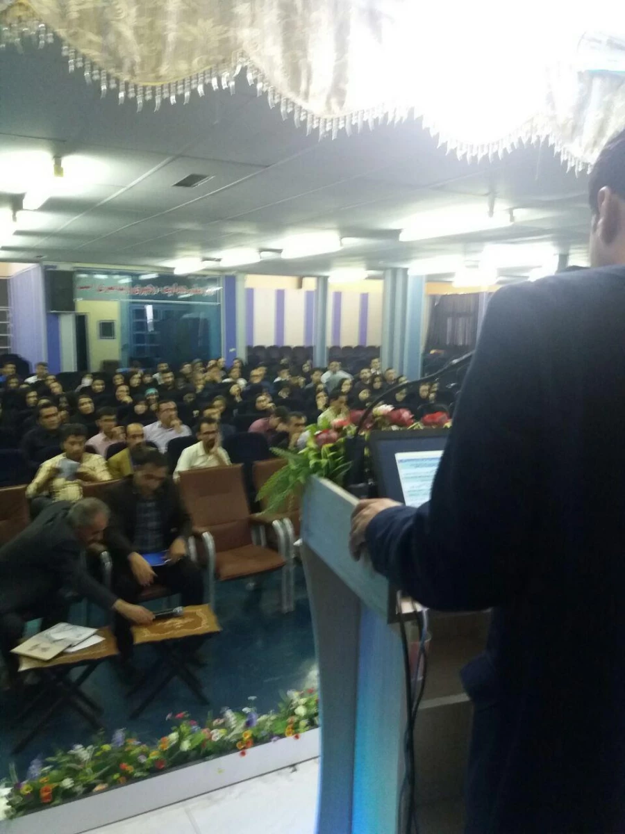 جلسه توجیهی دوره های حضوری فرهنگی  وغیرحضوری مهارت آموزان ورودی۹۷ 4