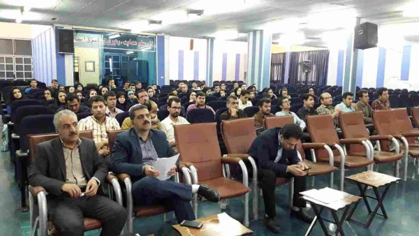 جلسه توجیهی دوره های حضوری فرهنگی  وغیرحضوری مهارت آموزان ورودی۹۷ 13