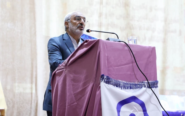 431590_3303051190_5400_3388