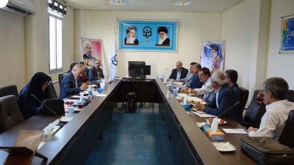 در سالن جلسات مدیریت استانی برگزار شد؛

جلسه ساماندهی دانشجو معلمان درس کارورزی دانشگاه فرهنگیان کردستان در سال تحصیلی 99-98 6