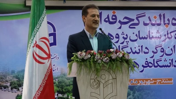 افتتاحیه دوره کارشناسان پژوهش، کتابداران و گردانندگان نشریات در دانشگاه فرهنگیان کردستان برگزار گردید 8