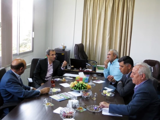 جلسه تبادل تجربه مدیران استانی با دکترطاهری نیا برگزار گردید 3