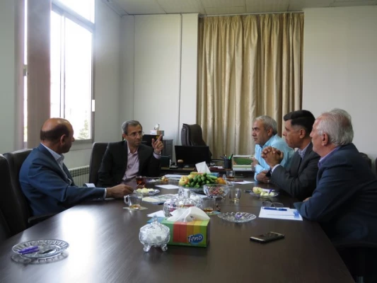 جلسه تبادل تجربه مدیران استانی با دکترطاهری نیا برگزار گردید 5