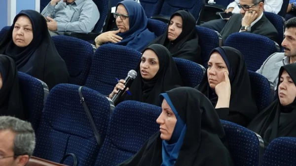 جلسه پرسش و پاسخ کارشناسان پژوهش، کتابداران و گردانندگان نشریات دانشگاه فرهنگیان 6