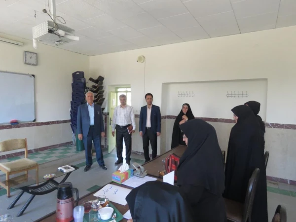 بازدید دکتر معروفی از روند برگزاری مصاحبه دواطلبان ورود به دانشگاه فرهنگیان کردستان 7