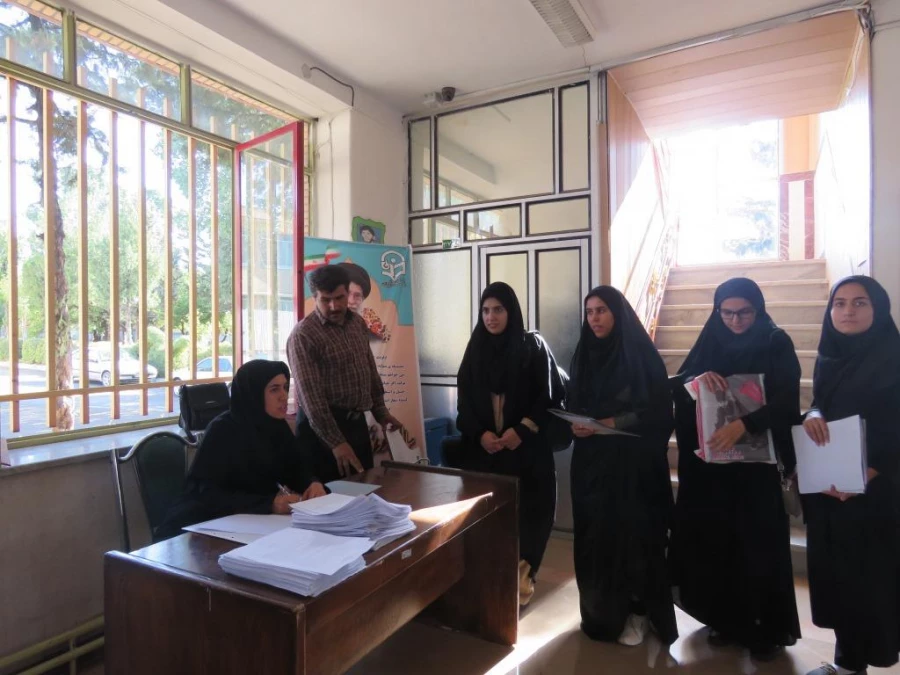 بازدید دکتر معروفی از روند برگزاری مصاحبه دواطلبان ورود به دانشگاه فرهنگیان کردستان 5