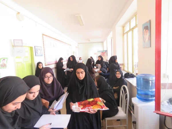 بازدید دکتر معروفی از روند برگزاری مصاحبه دواطلبان ورود به دانشگاه فرهنگیان کردستان 8