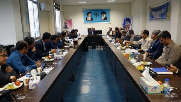 نشست اعضای هیأت علمی دانشگاه فرهنگیان استان کردستان با دکتر معروفی 4