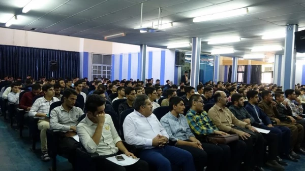 برای حل مشکلات جامعه تعلیم و تربیت باید راه کارهای ابتکاری خلق شود  6