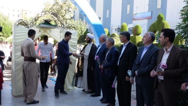 برای حل مشکلات جامعه تعلیم و تربیت باید راه کارهای ابتکاری خلق شود  4