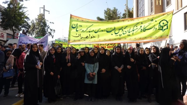 حضـور حمـاسی و پرشـور دانشگـاه فرهنگیـان کردستـان در یـوم الله سیـزده آبـان 98 4