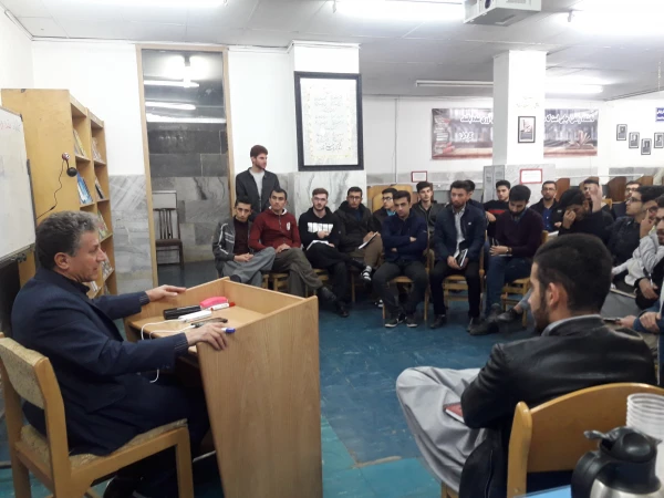 نخستین جلسه کارگاه رمان نویسی برگزار شد 5