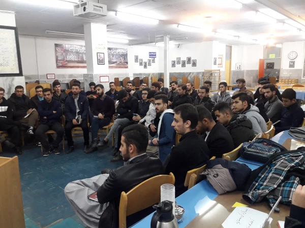 نخستین جلسه کارگاه رمان نویسی برگزار شد 6