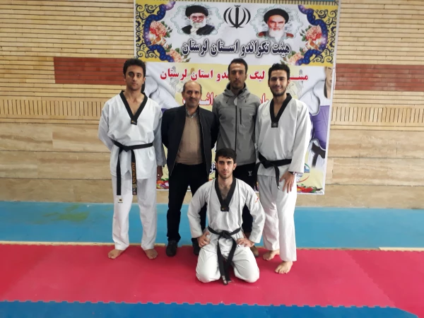  درخشش تیم تکوانـدو دانشگاه فرهنگیان کردستان در مسابقات منطقه 5 وزارت علوم 5