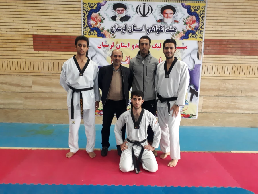  درخشش تیم تکوانـدو دانشگاه فرهنگیان کردستان در مسابقات منطقه 5 وزارت علوم 5