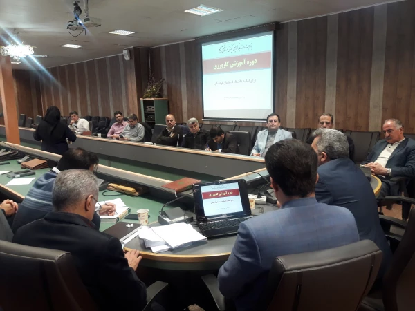 دوره آموزشی "بازآموزی مدرسان کارورزی" در دانشگاه فرهنگیان کردستان  5