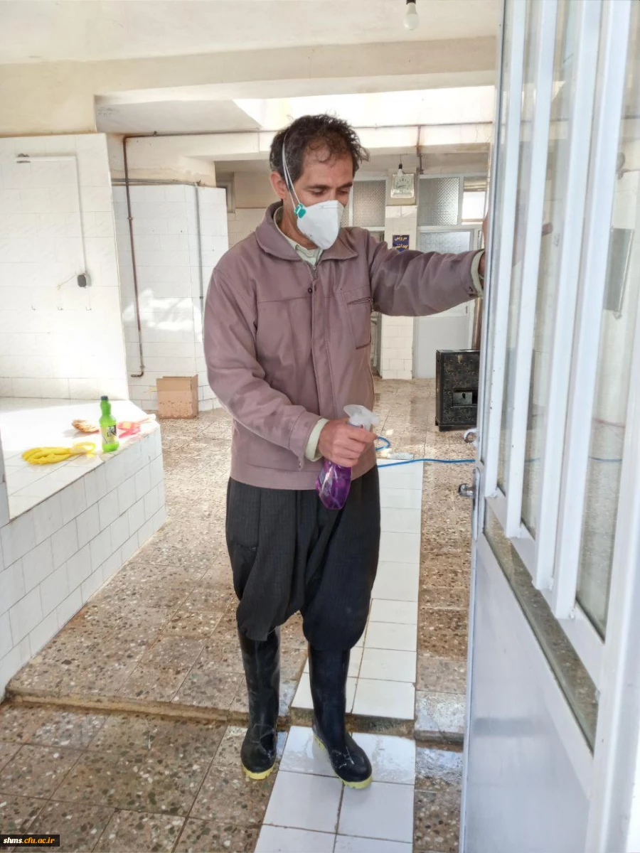 ضد عفونی مستمر فضاهای مختلف دانشگاه فرهنگیان کردستان ادامه دارد 5