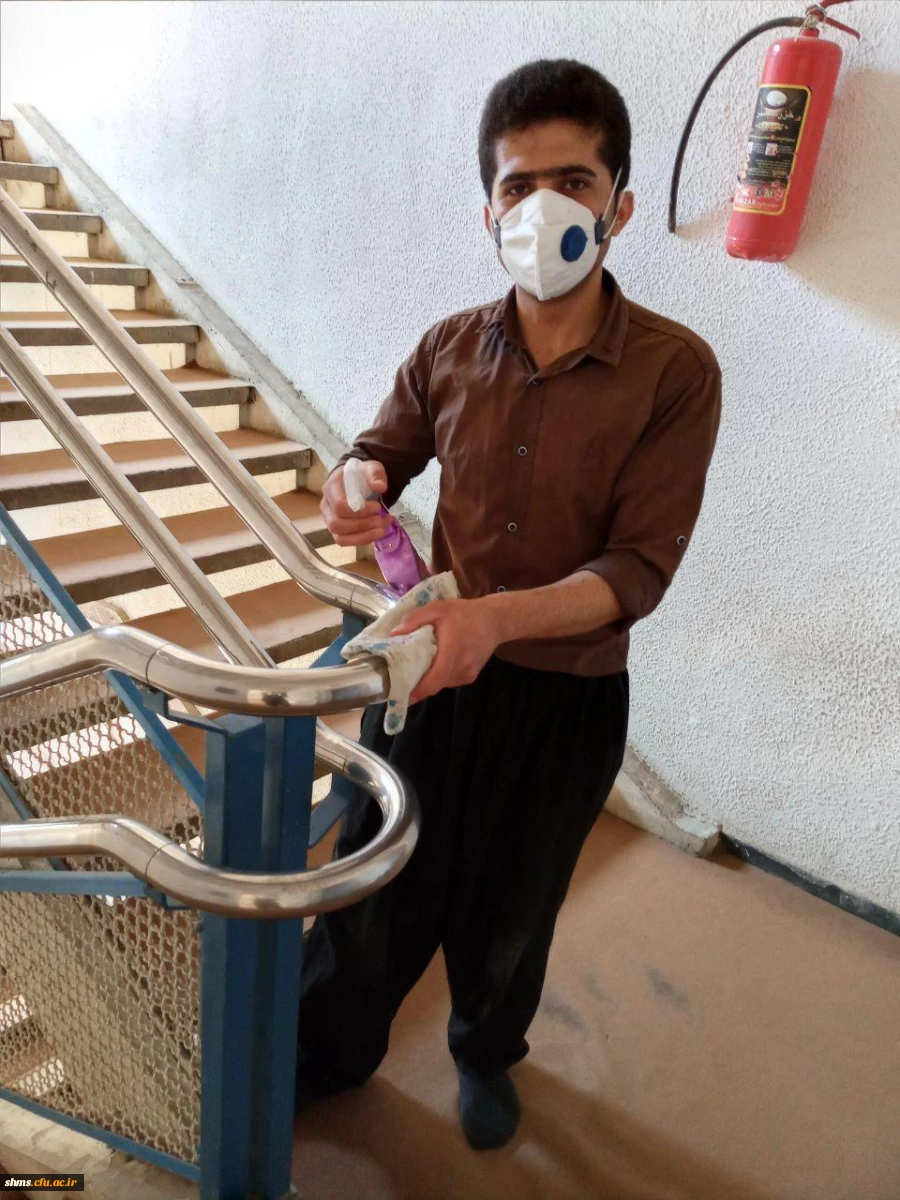 ضد عفونی مستمر فضاهای مختلف دانشگاه فرهنگیان کردستان ادامه دارد 6